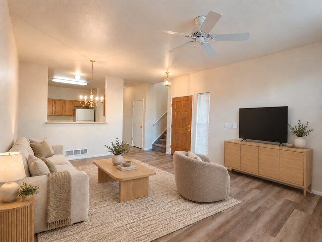 Building Photo - 6089 Ensemble Heights