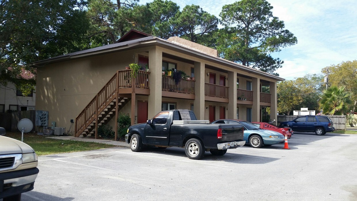 Primary Photo - Moates Apartments