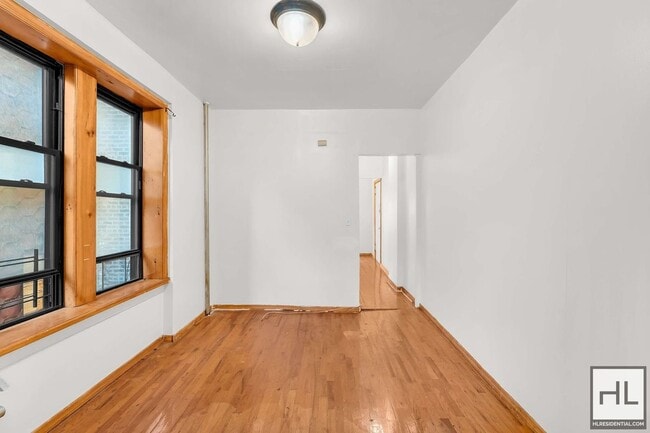 Building Photo - 14th St #2