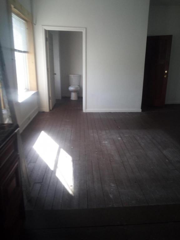 Foto del edificio - 118 E Railroad, Apt#8-Apt#8