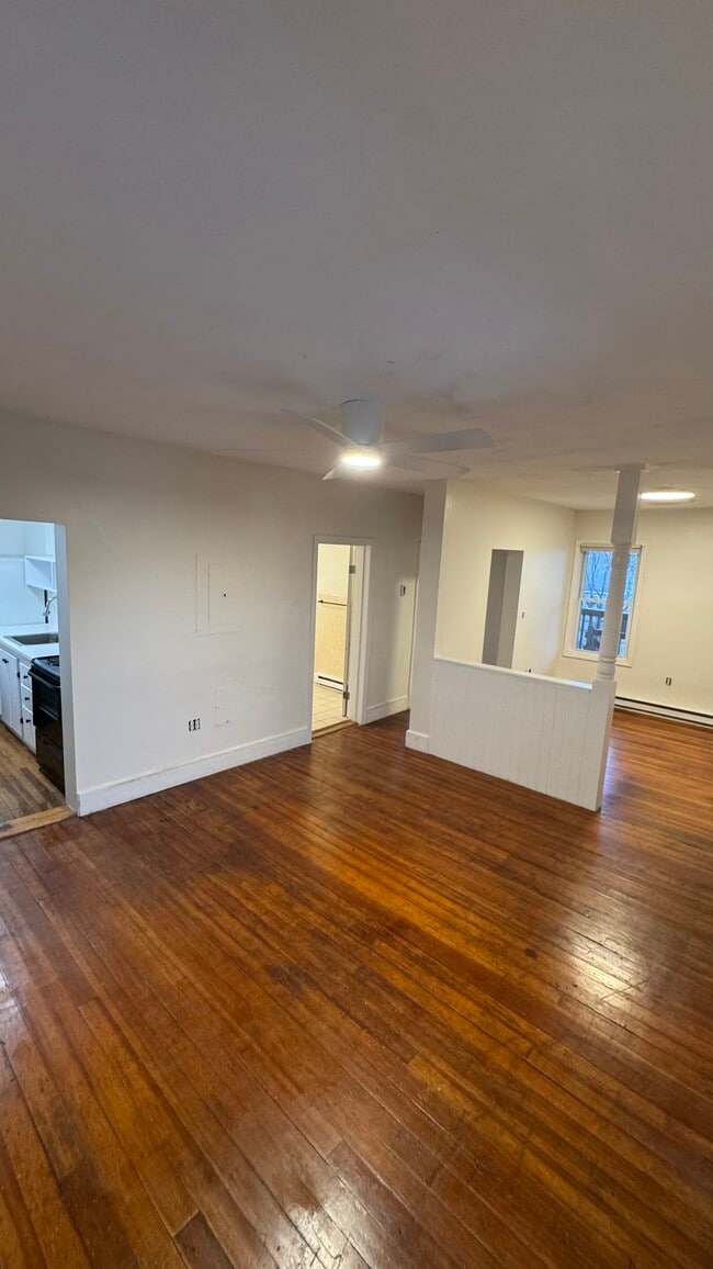 Building Photo - 70 Edwards St