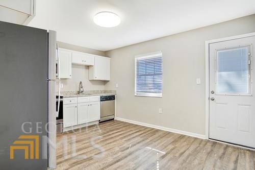 Foto del edificio - 4094 Doster Dr SW