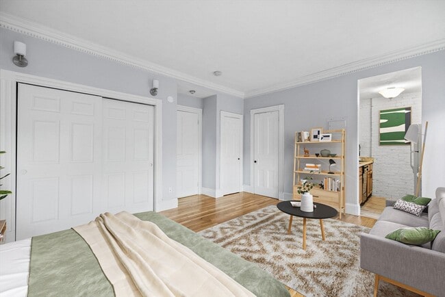 Building Photo - 403 Marlborough St