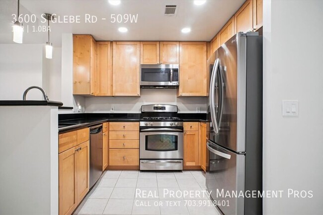 Foto del edificio - 3600 S Glebe Rd