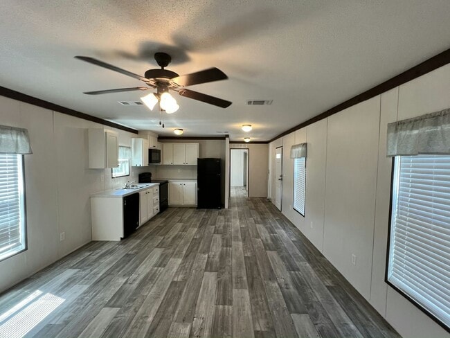 Building Photo - 31 Park Pl