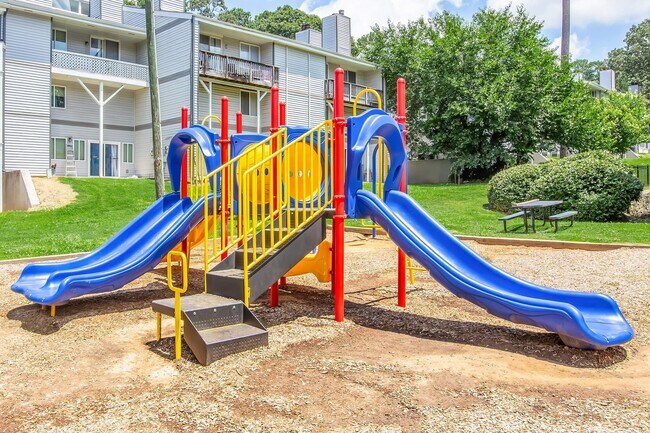 Foto del edificio - Villas de las Colinas 4