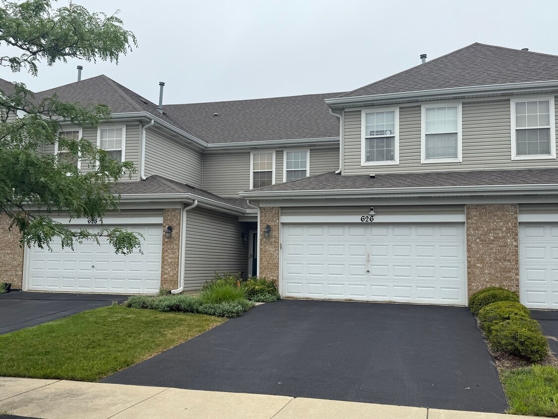 Primary Photo - 626 Lakeridge Ct