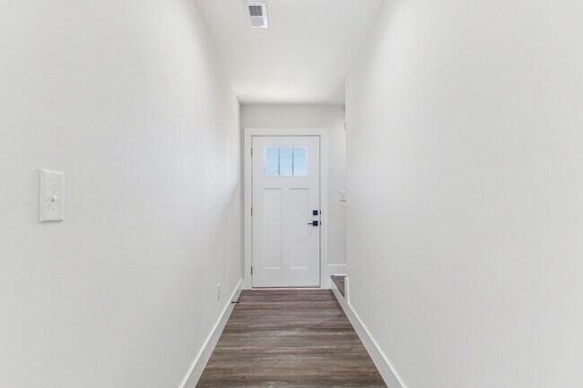 Building Photo - 4050 Cedar Fls Ln