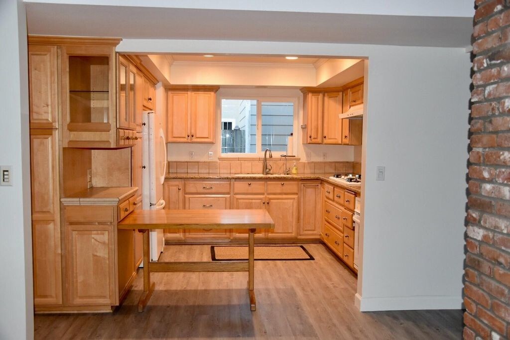 Foto del edificio - 303 Larkspur Ave