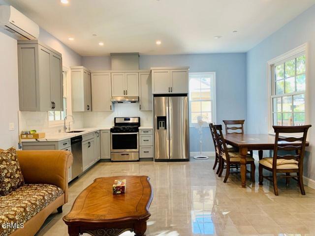 Foto del edificio - 2335 Longden Dr