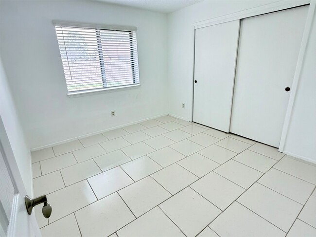 Foto del edificio - 4214 Lost Lake Ln