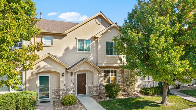 Building Photo - 12774 Jasmine Ct