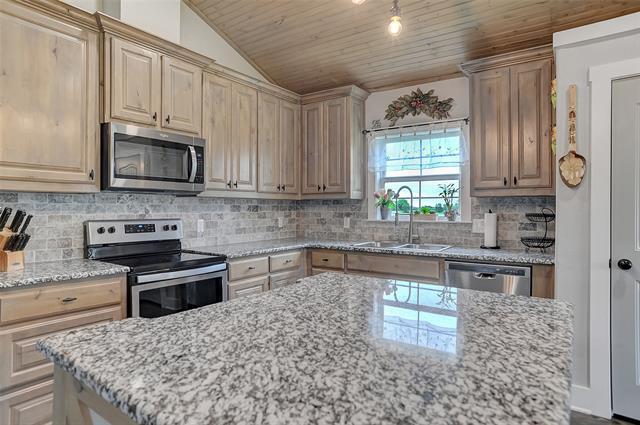 Foto del edificio - 244 Immigrant Trail Rd