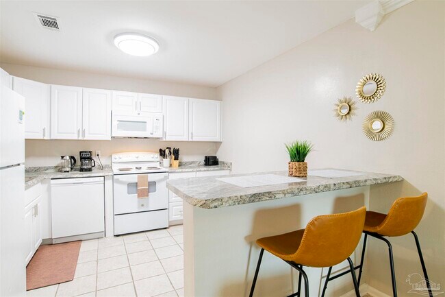 Foto del edificio - 1271 Redwood Ln