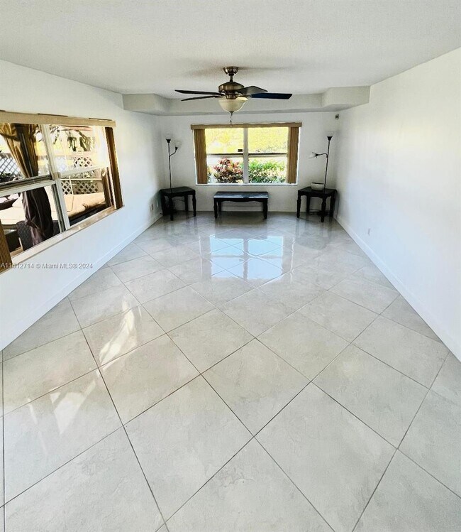 Foto del edificio - 3901 Medford Ct