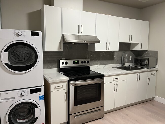 Photo du bâtiment - 2222 Davies Ct