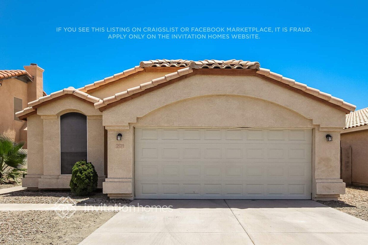 Foto principal - 12537 W Cambridge Ave