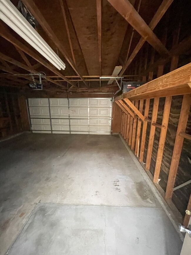 Building Photo - 12719 Navajo Pl