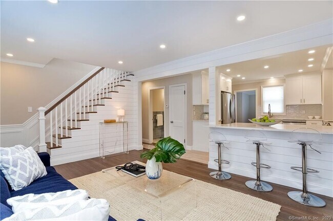 Foto del edificio - 1748 Stratfield Rd