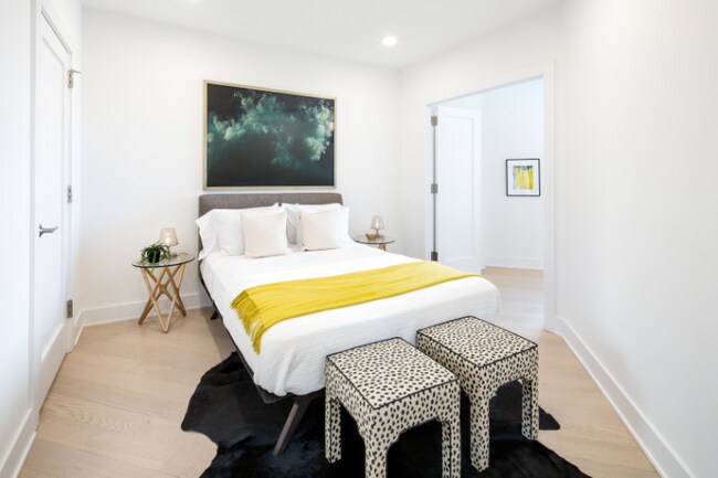 Foto del edificio - 7610 River Rd