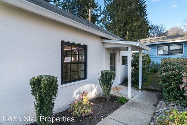 Building Photo - Studio, 1 bath House - 560 3rd St