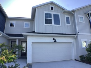 Building Photo - 563 Astera Winds Ln