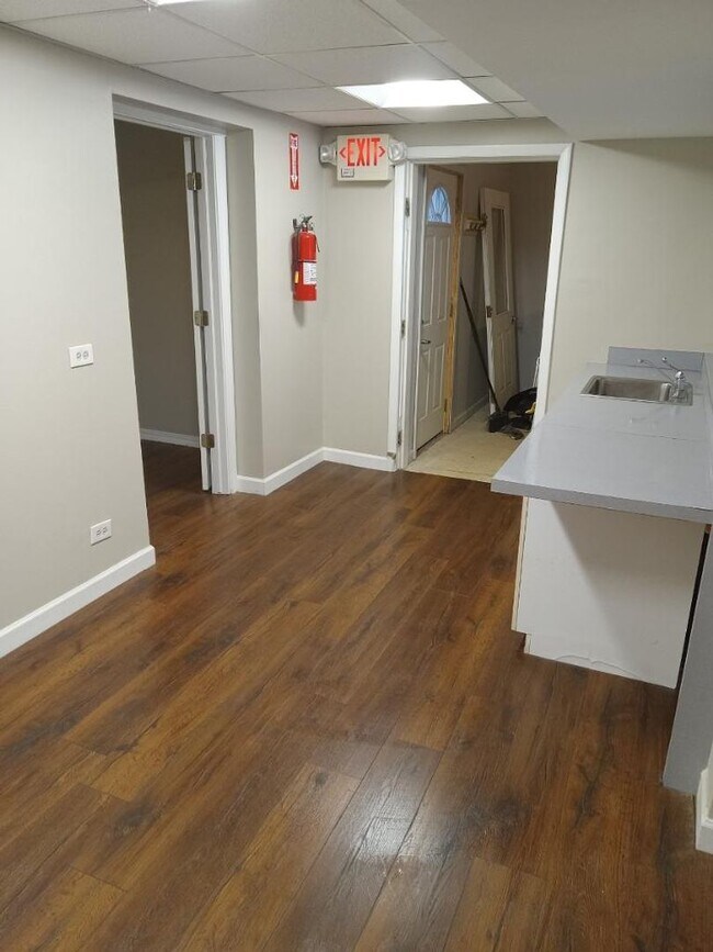 Foto del edificio - 606 State St