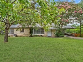 Building Photo - 6208 Walnut Hills Dr