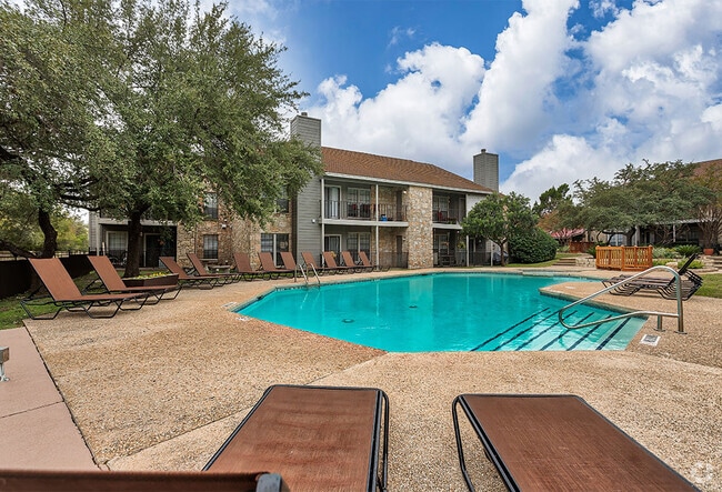 Building Photo - The Broadwater at Salado Creek