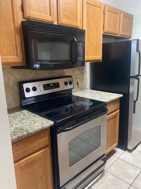 Building Photo - 3115 Helms St