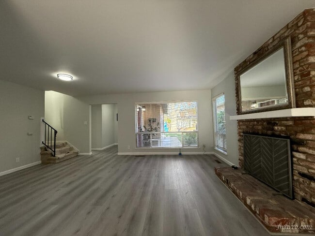 Building Photo - 282 Wheeler Ave