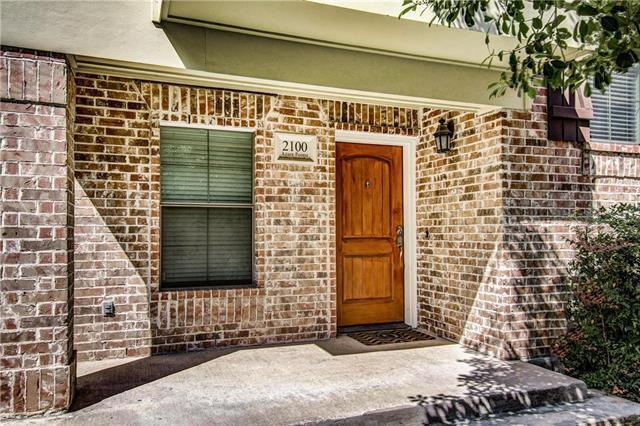 Building Photo - 2100 Azure Pointe