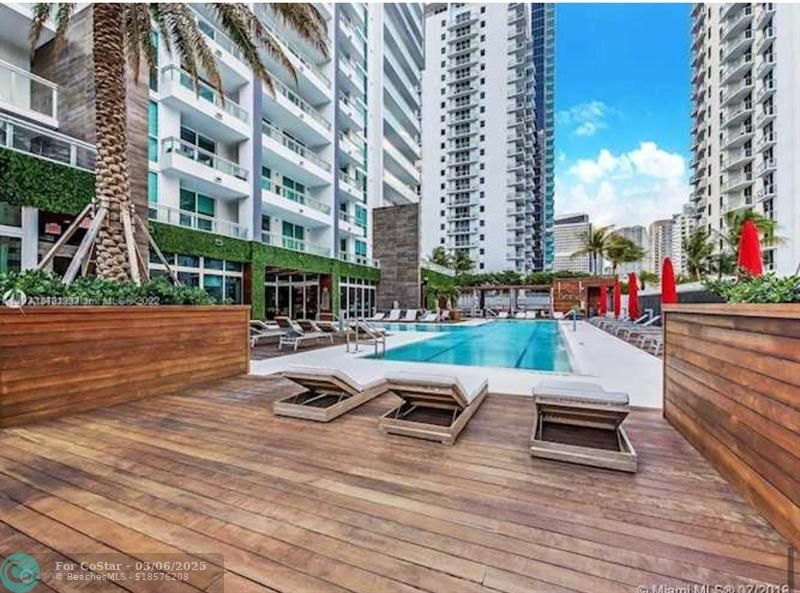 Foto principal - 1080 Brickell Ave