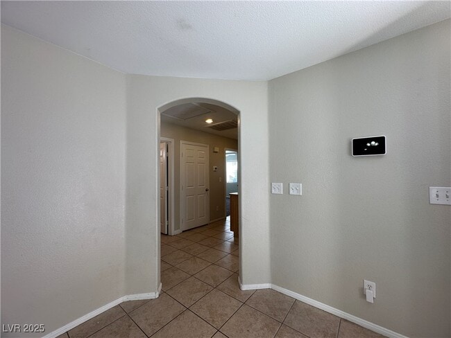 Foto del edificio - 5926 Mahogany Mountain Dr