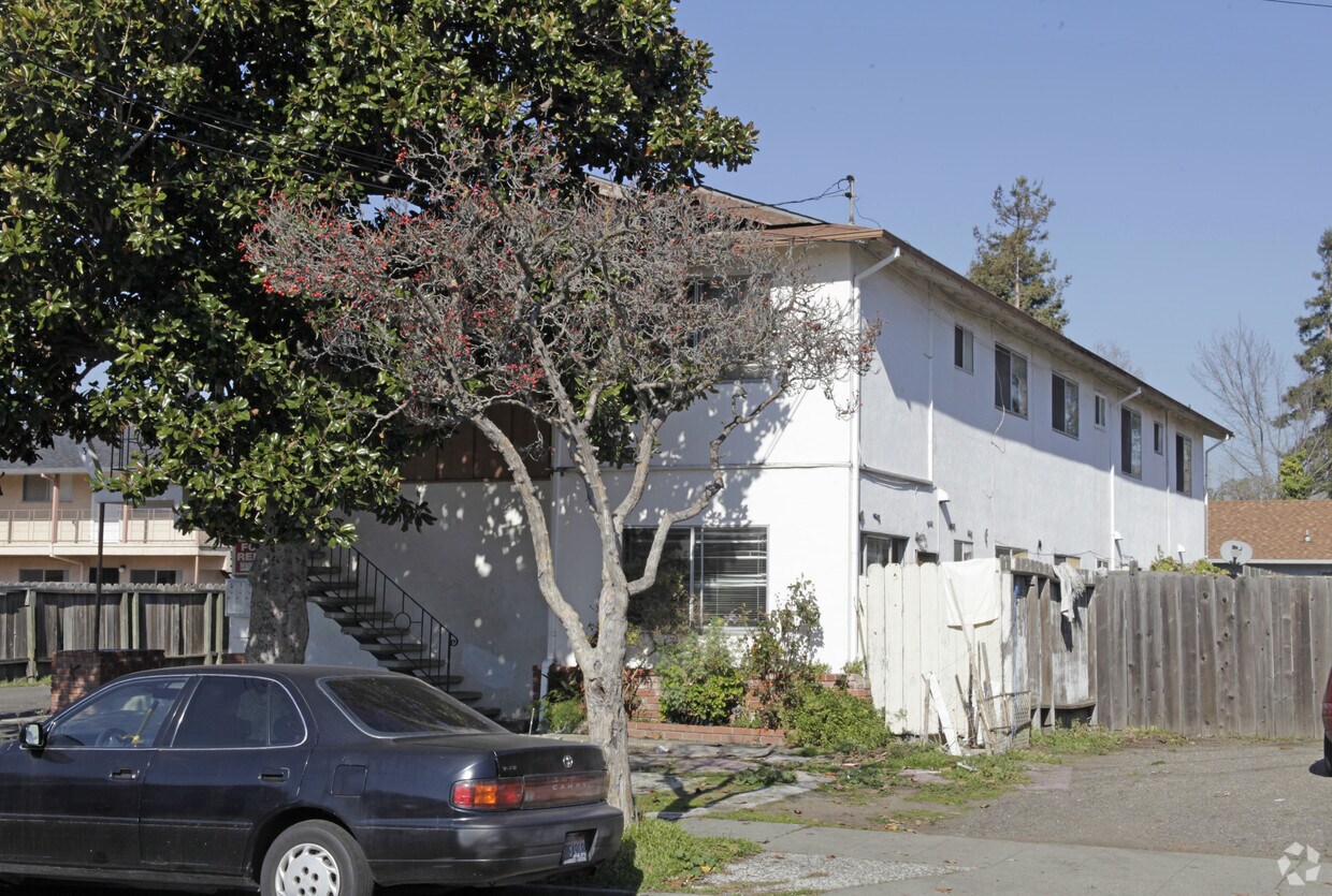 333 Dumont Ave, Hayward, CA 94544 Apartments in Hayward, CA