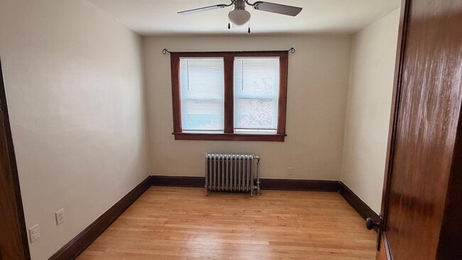Building Photo - 3858 E Edgerton Ave