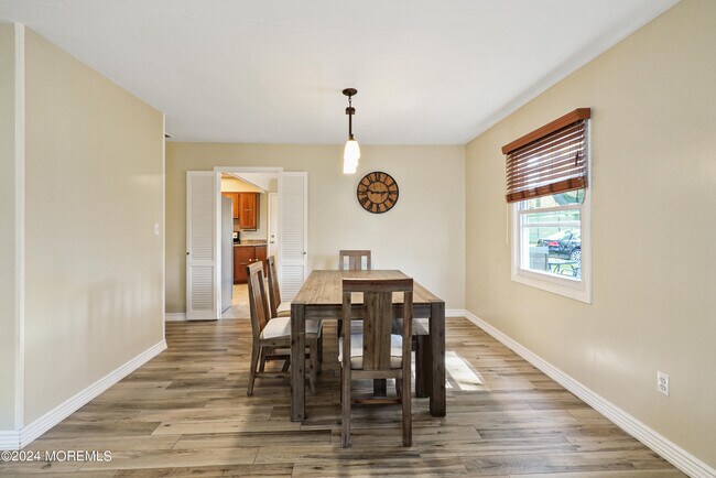 Building Photo - 20 Ivy Hill Dr