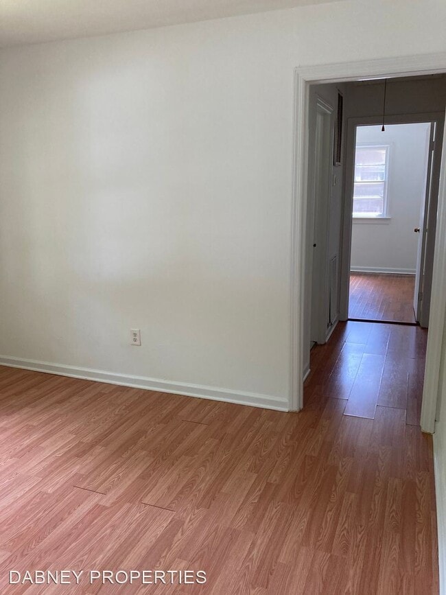 Building Photo - 3 br, 1 bath House - 1100 Evergreen Avenue