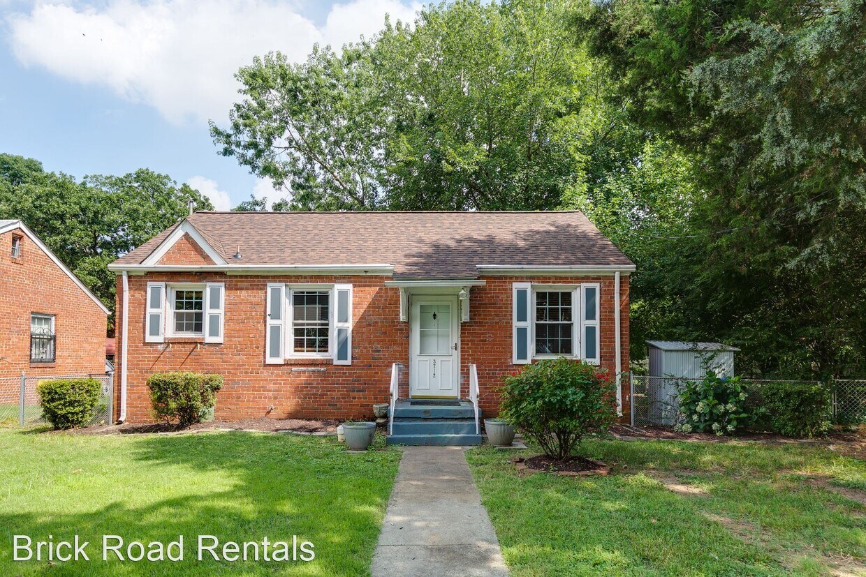Foto principal - 2 br, 1 bath House - 3712 McRand St