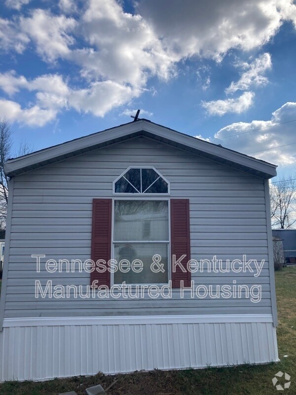 Building Photo - 1104 Columbia Ave