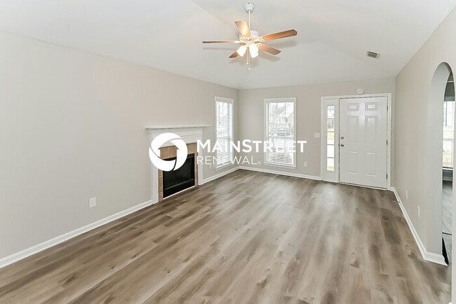 Foto del edificio - 140 Mayfair Ln
