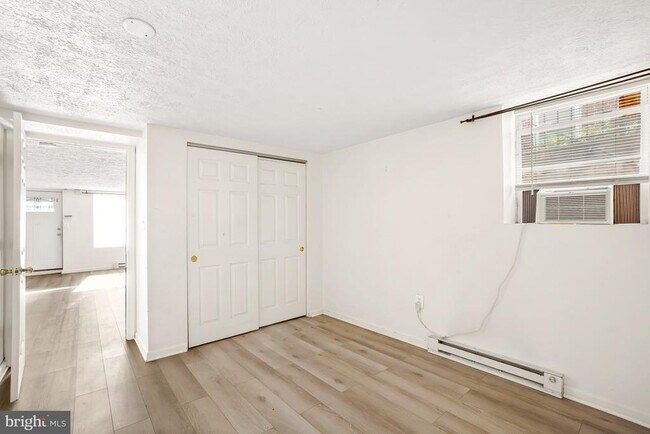 Foto del edificio - 6120 41st Ave