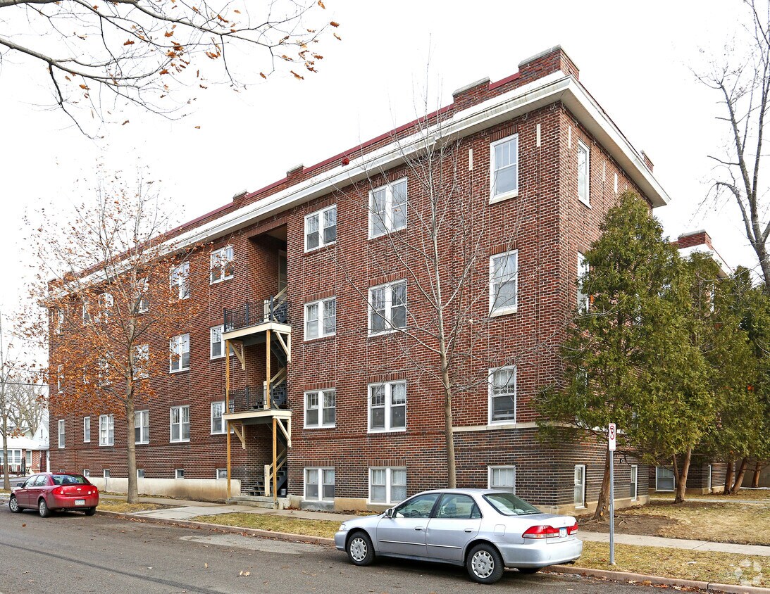 Portland Avenue Apts. Apartments in Saint Paul, MN