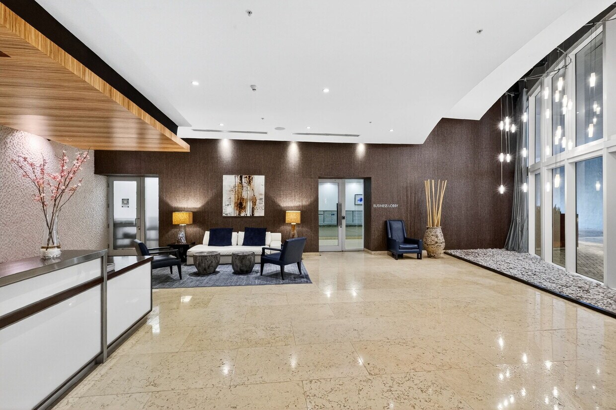Foto principal - 60 SW 13th St