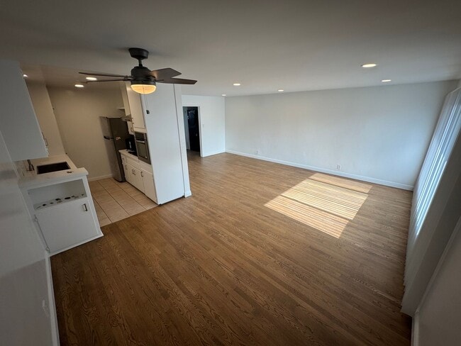 Building Photo - SIGN LEASE BY 2/1/26 RECEIVE 1 MONTH FREE ON 12 MONTH LEASE!