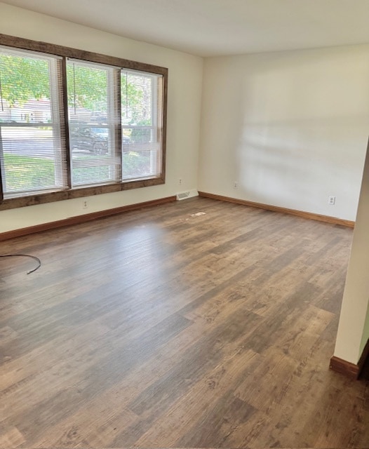 Photo - 303 Jacobson Dr (Thomasboro, IL) House