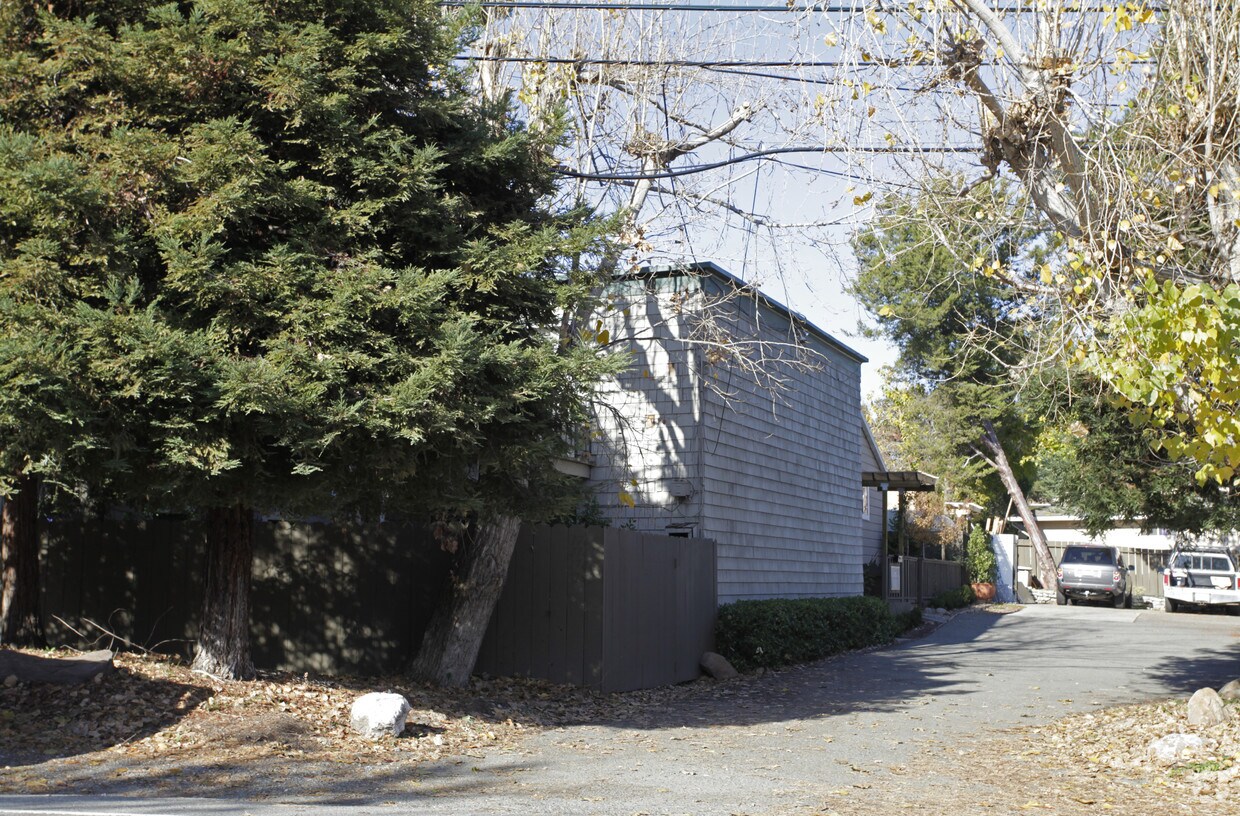 1744 Parkside Dr, Walnut Creek, CA 94597 Apartments in Walnut Creek