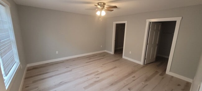 Building Photo - 104 Canaan Rd