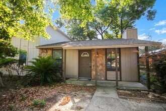 Building Photo - 7816 Deborah Dr