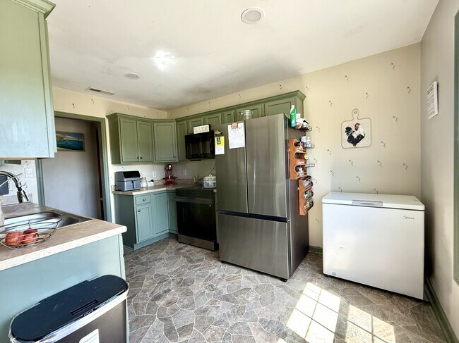 Foto del edificio - 110 Cherry Grove Dr